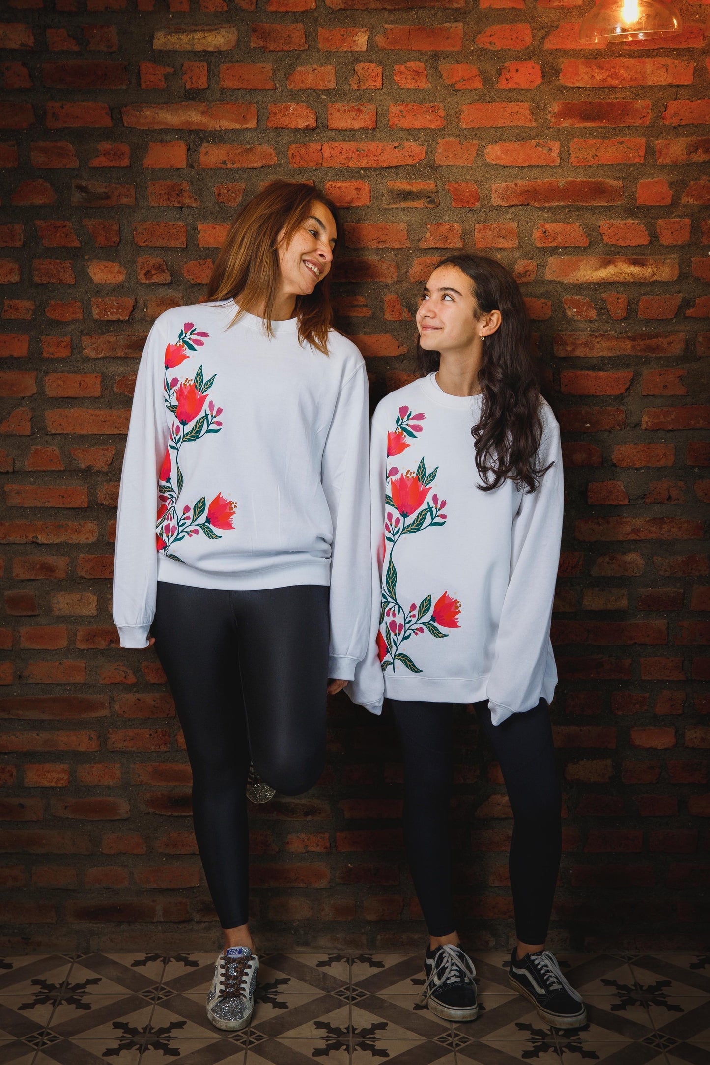 Poleron Hoodie enredadera Blanco