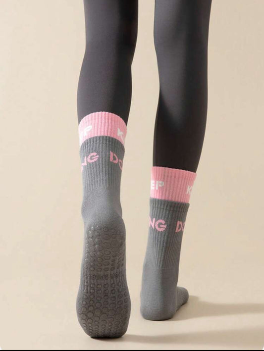 Pack 3 Calcetines antideslizantes Yoga Pilates ( Negro- Rosa - Gris)