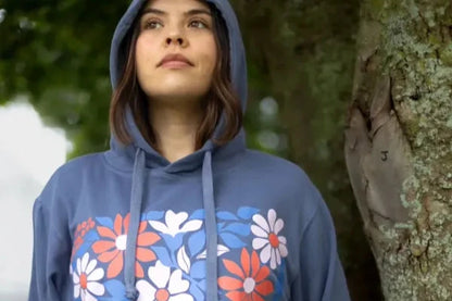 Polerón Unisex Canguro floreciendo cielo
