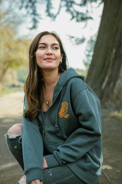 Polerón Hoodie Búho Tucúquere Gris Unisex