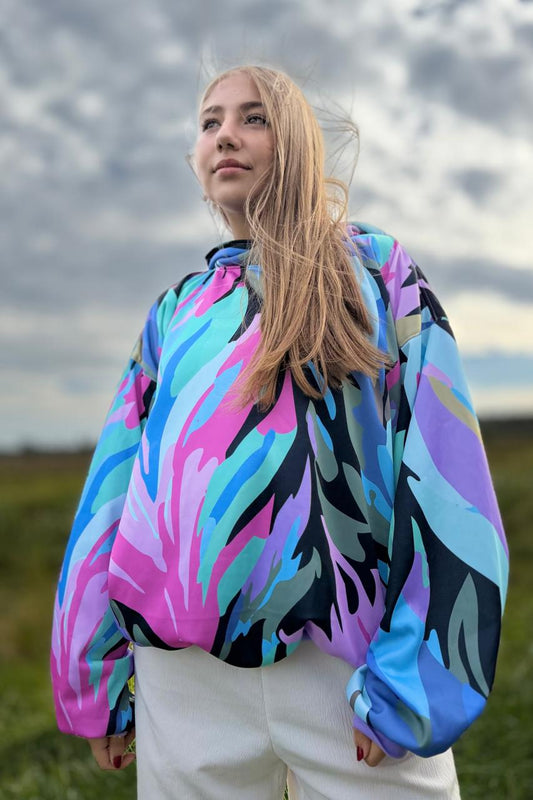 Polerón Hoodie Plumas de Cielo + Tote Bag Ciervo de ¡REGALO SOLO POR LANZAMIENTO!